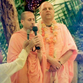 Radhanath Swami 90140007 283x283 Radhanath Swami As a Music Lover