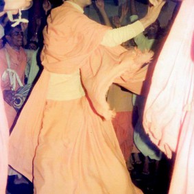 Radhanath Swami 90140025 283x283 Radhanath Swami As a Music Lover