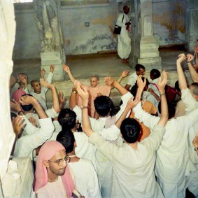 Radhanath Swami 90210020 283x283 Radhanath Swami As a Music Lover