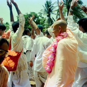 Radhanath Swami 90220019 283x283 Radhanath Swami As a Music Lover