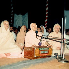 Radhanath Swami 90460031 283x283 Radhanath Swami As a Music Lover