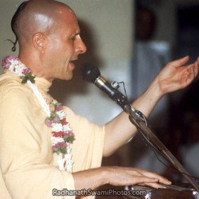 Radhanath Swami Absorbed In Singing 283x283 Radhanath Swami As a Music Lover