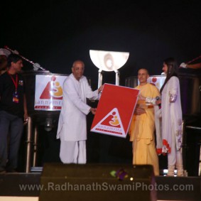 Inauguration of Annamrita Annamrita Opening 283x283 Radhanath Swami at Inspiro 2012