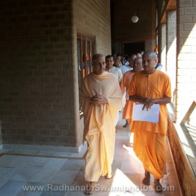 Radhanath Swami Maharaj Radhanath Swami Goverdhan Photo 283x283 Radhanath Swami In Govardhan Ashram