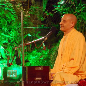 Radhanath Swami Smiling1 283x283 Radhanath Swami At Birla House