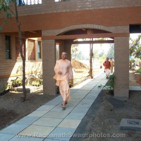 Radhanath Swami at Goverdhan Farm Radhanath Swami in Goverdhan Farm 1 283x283 Radhanath Swami In Govardhan Ashram