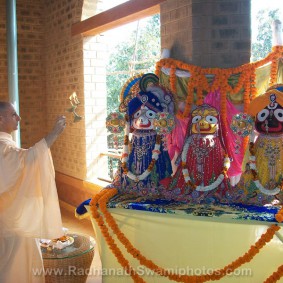 Jagannath, Baladev and Subhadra Deities of Govardhan Ashram Radhanath Swami in Goverdhan Farm 283x283 Radhanath Swami In Govardhan Ashram