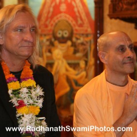 Radhanath Swami with Joe Walsh Radhanath Swami with Joe Walsh1 283x283 Radhanath Swami With Joe Walsh