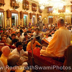 Radhanath Swami Giving a Lecture1 283x283 Radhanath Swami During Pusya Abhishek Festival   2012