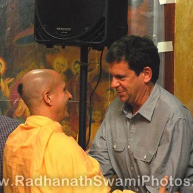 Radhanath Swami with a Guest 283x283 Radhanath Swami During Pusya Abhishek Festival   2012