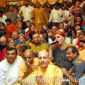 radhanath swami with devotees1 283x283 Radhanath Swami During Pusya Abhishek Festival   2012