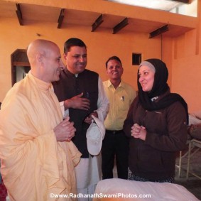 Radhanath Swami with Devotees RadhanathSwamiinBarsanaEyeCampFebruary2012031 new 283x283 Radhanath Swami At Barsana Camp 2012