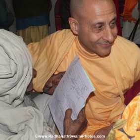 Radhanath Swami RadhanathSwamiinBarsanaEyeCampFebruary2012610 new 283x283 Radhanath Swami At Barsana Camp 2012