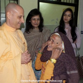 Radhanath Swami talking with patient RadhanathSwamiinBarsanaEyeCampFebruary2012644 new 283x283 Radhanath Swami At Barsana Camp 2012