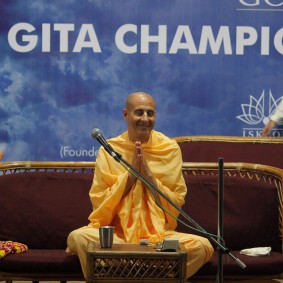 Radhanath Maharaj IMG 0057 new 283x283 Radhanath Swami At Gita Champions League Event