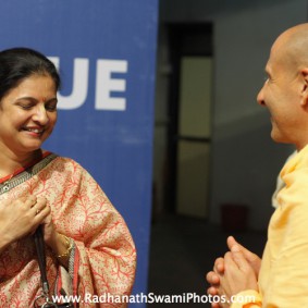 Radhanath Swami Maharaj IMG 0155 new 283x283 Radhanath Swami At Gita Champions League Event