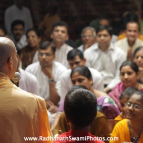 Lecture by Radhanath Maharaj IMG 0165 new 283x283 Radhanath Swami At Gita Champions League Event