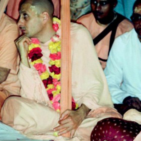 Radhanath Swami 90040020 283x283 Radhanath Swami Special Moments