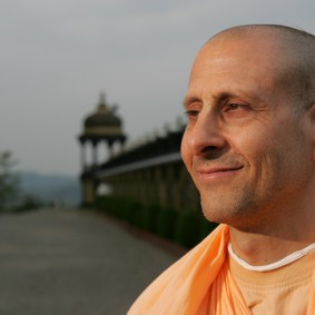 Radhanath Swami Closeup 283x283 Radhanath Swami Special Moments