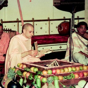 Radhanath Swami Perparing for fire sacrifice 283x283 Radhanath Swami During Initiation Ceremony