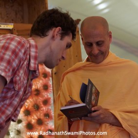 Radhanath Swami Signing his Book1 283x283 Radhanath Swami In Moscow