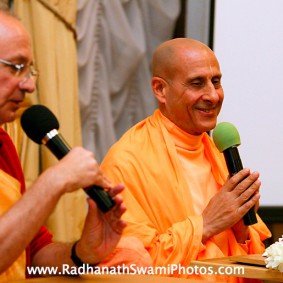 Radhanath Swami and Bhaktivigyana Swami  283x283 Radhanath Swami In Moscow