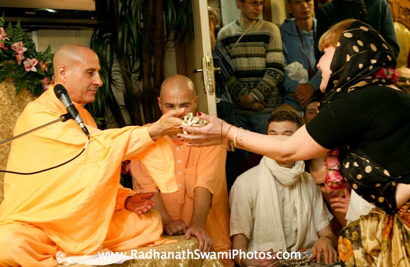 Radhanath Swami giving Initiation