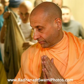 Radhanath Swami in Moscow1 283x283 Radhanath Swami In Moscow