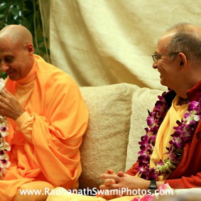 Radhanath Swami with Bhaktivigyana Swami 283x283 Radhanath Swami In Moscow