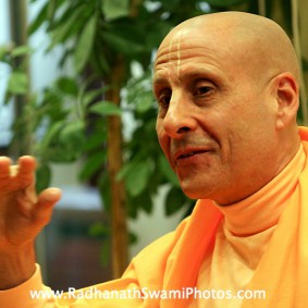 Radhanath Swami1 283x283 Radhanath Swami In Moscow