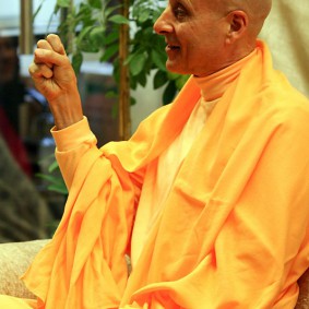 moscow book launch 3 new 283x283 Radhanath Swami In Moscow