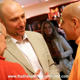 moscow book launch 9 new 283x283 Radhanath Swami In Moscow