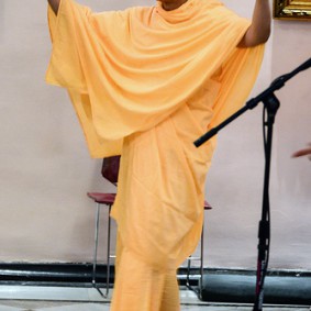 Radhanath Swami in New Dwarka, USA 463895526 Radhanath Swami 283x283 Radhanath Swami In New Dwarka, USA