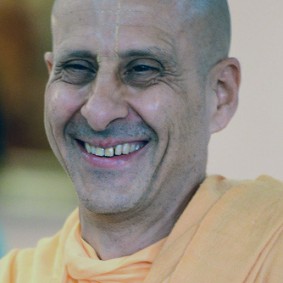 Radhanath Maharaj in New Dwarka, USA 999415777 Radhanath Swami 283x283 Radhanath Swami In New Dwarka, USA