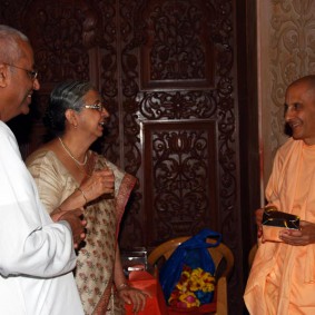 Radhanath Swami with Radha Krishna Prabhu DSC 7873 Radhanath Swami 283x283 Harvard students Visiting Radhanath Swami