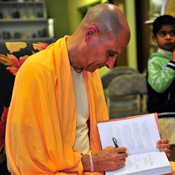 Radhanath Swami at Akashic Book Store