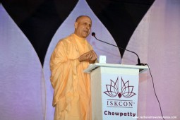 Radhanath Swami5