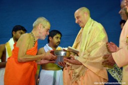 Radhanath Swami with vishveshwar tirtha swami