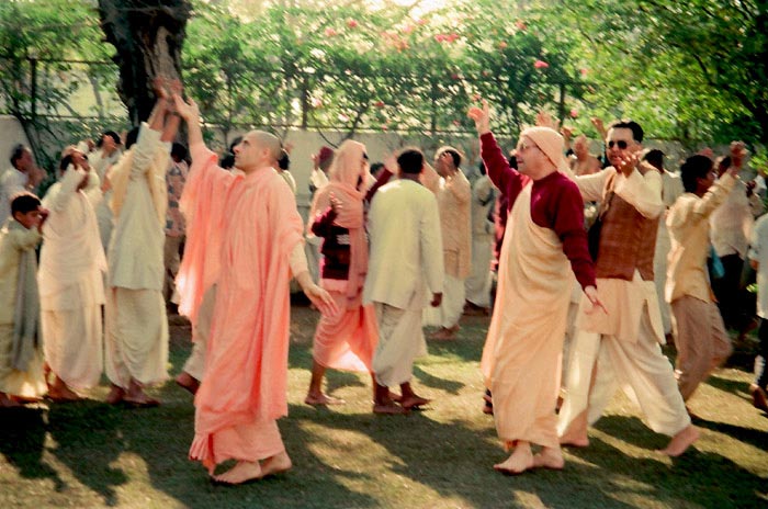 Radhanath Swami's Kirtan during Pune Yatra