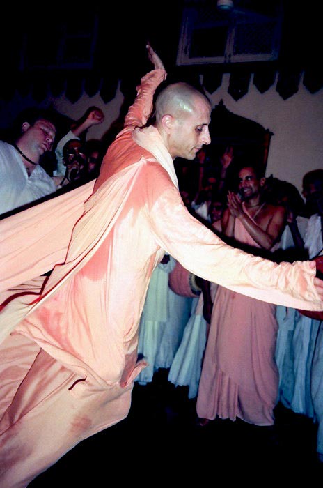 Radhanath Swami Dances in a Kirtan