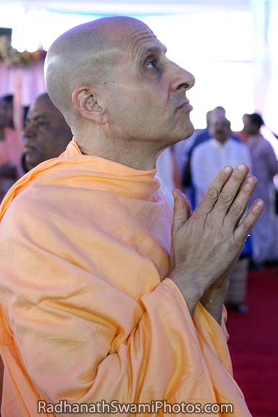 Radhanath Swami Praying