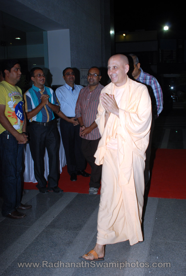 Radhanath Swami at Surat Book Launch
