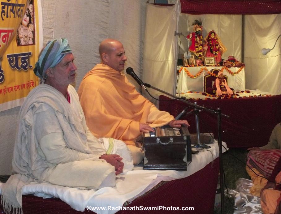 Radhanath Swami Leading a Kirtan