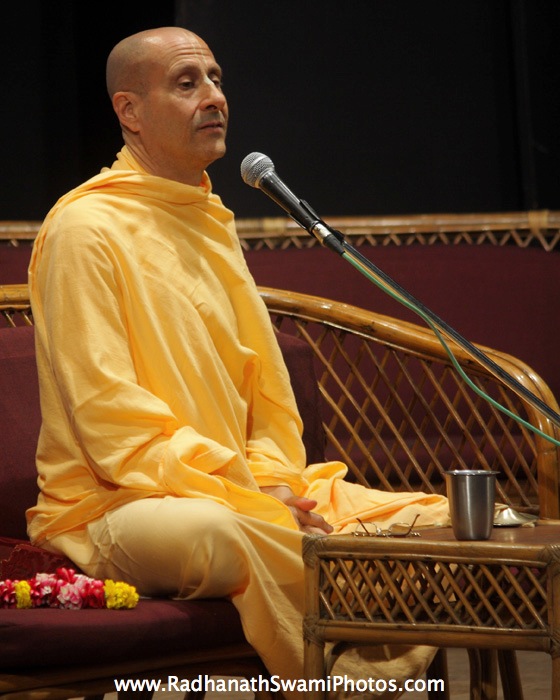 Radhanath Swami in Bhartiya Vidya Bhavan, Mumbai