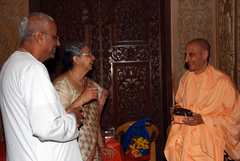 Radhanath Swami with Radha Krishna Prabhu