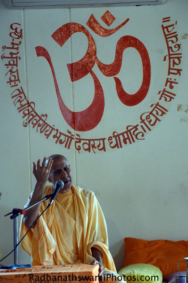 Talk by Radhanath Swami at Anand Prakashan ashram at Rishikesh