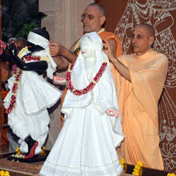 Radhanath Swami at GEV Deity installation ceremony