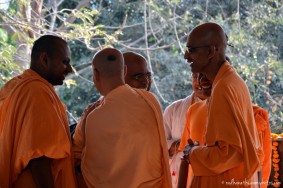 Radhanath Swami speaking to devotees
