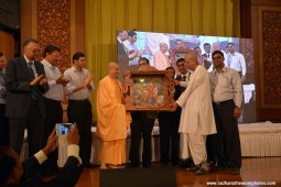 Radhanath Swami Momento to Radhakrishna das