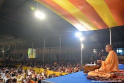 Talk by Radhanath Swami at Govardhan